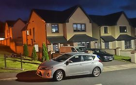 1 Luxurious Room In Family Home